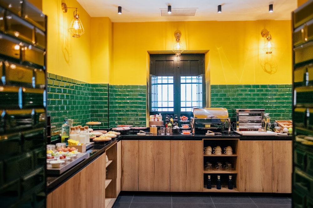 Hotel Cetina Sevilla 6/69