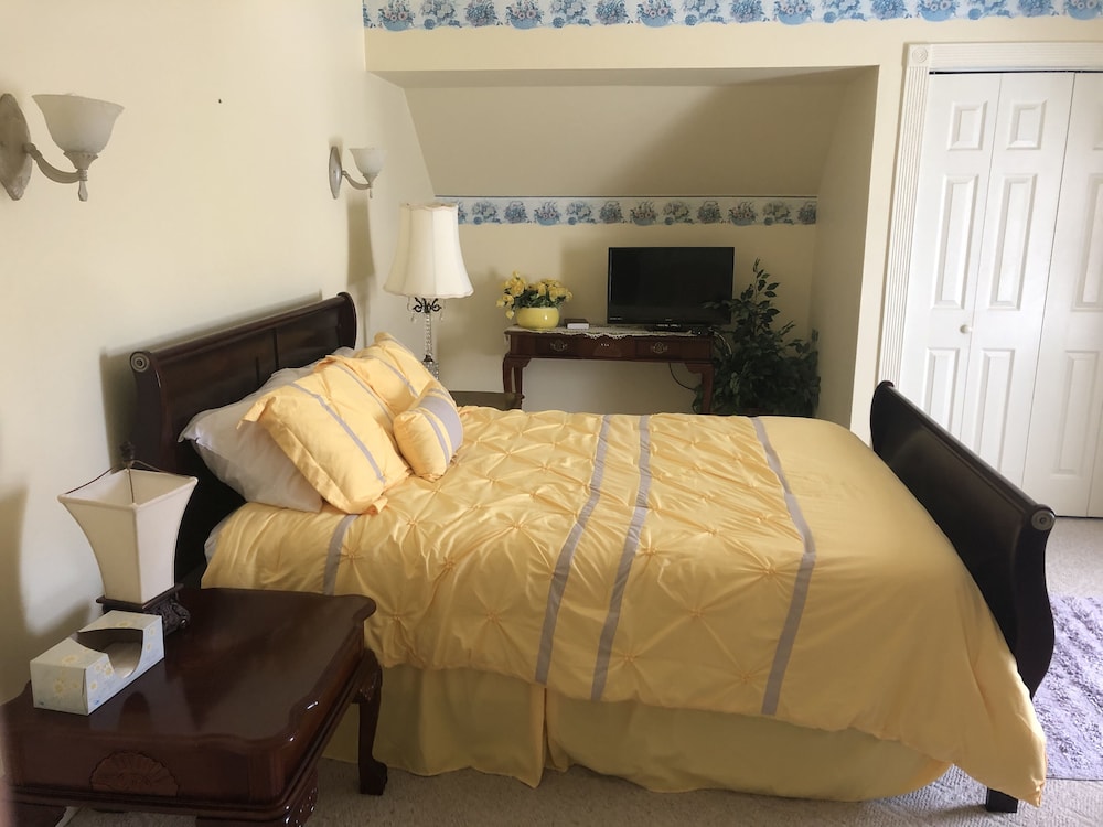 The Abbe House Inn 9/54