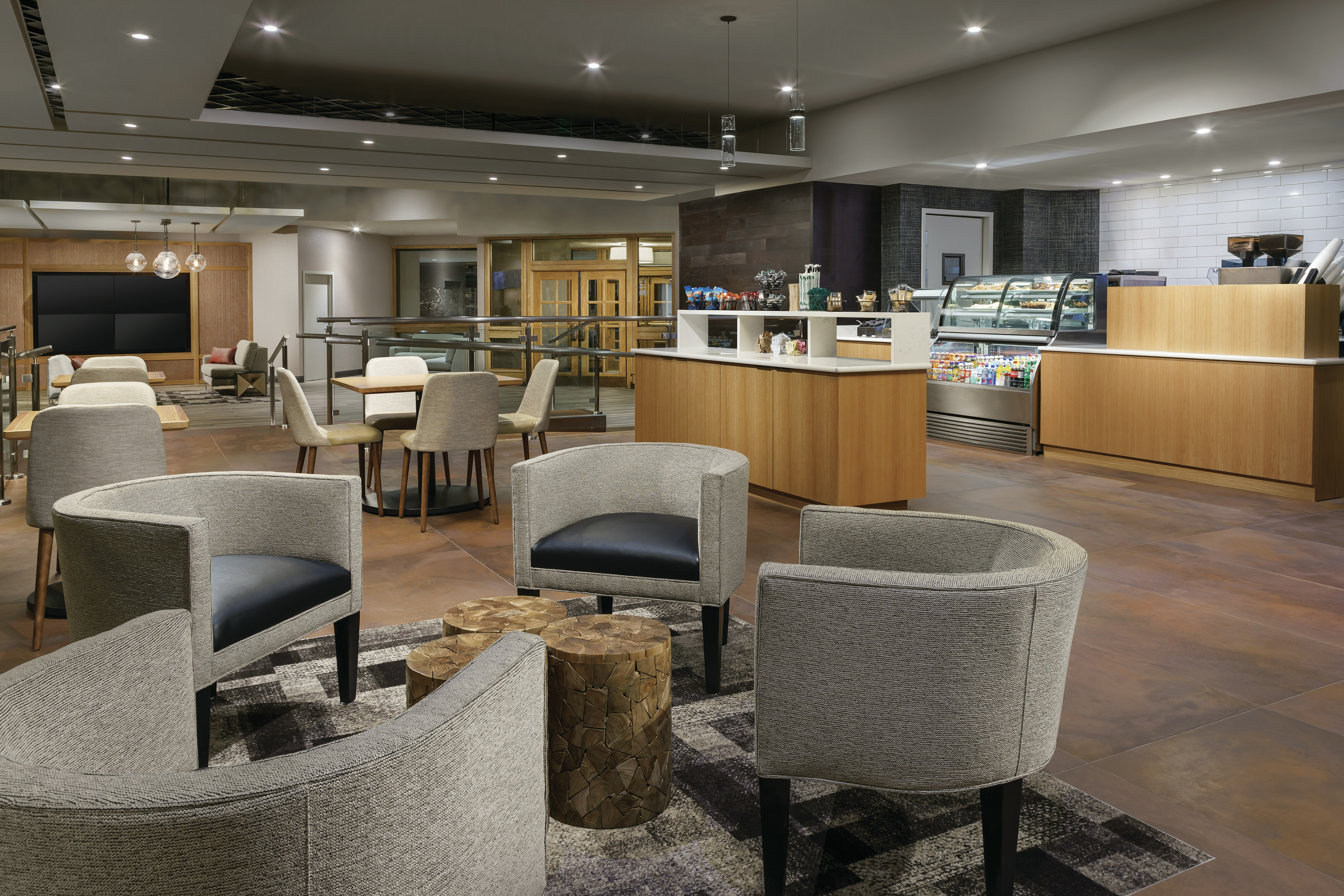 Doubletree Hotel Colorado Springs - World Arena Co 44/70
