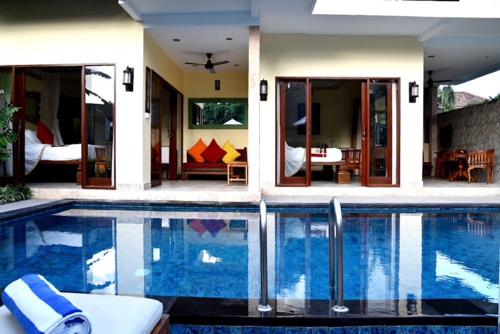 Villa Nirvana 51/81