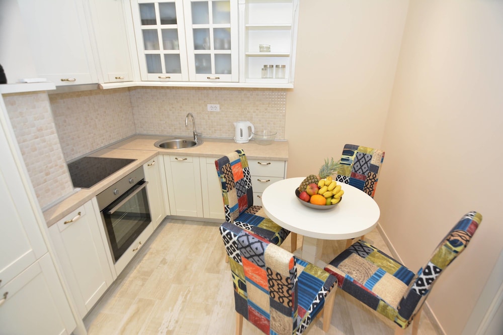Apartments Dobrotski Dvori 19/64