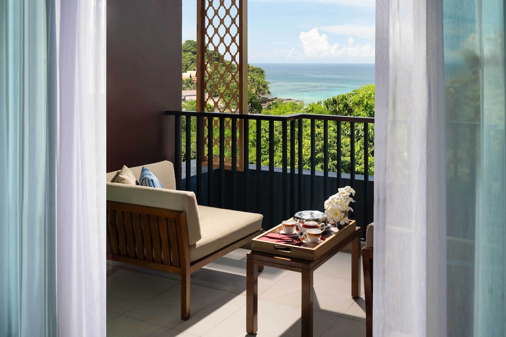 Avista Grande Phuket Karon MGallery 27/49