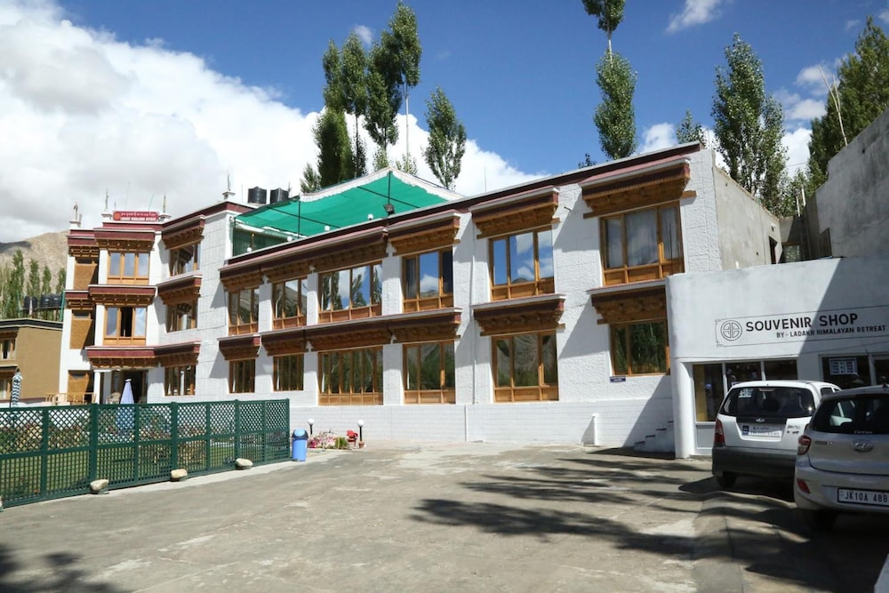 Hotel Ladakh Himalayan Retreat 12/50