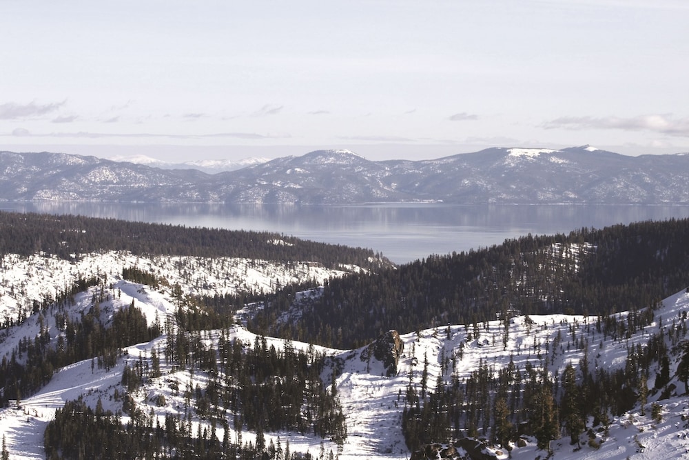 Harrah’s Lake Tahoe – A Caesars Rewards Destination 42/45