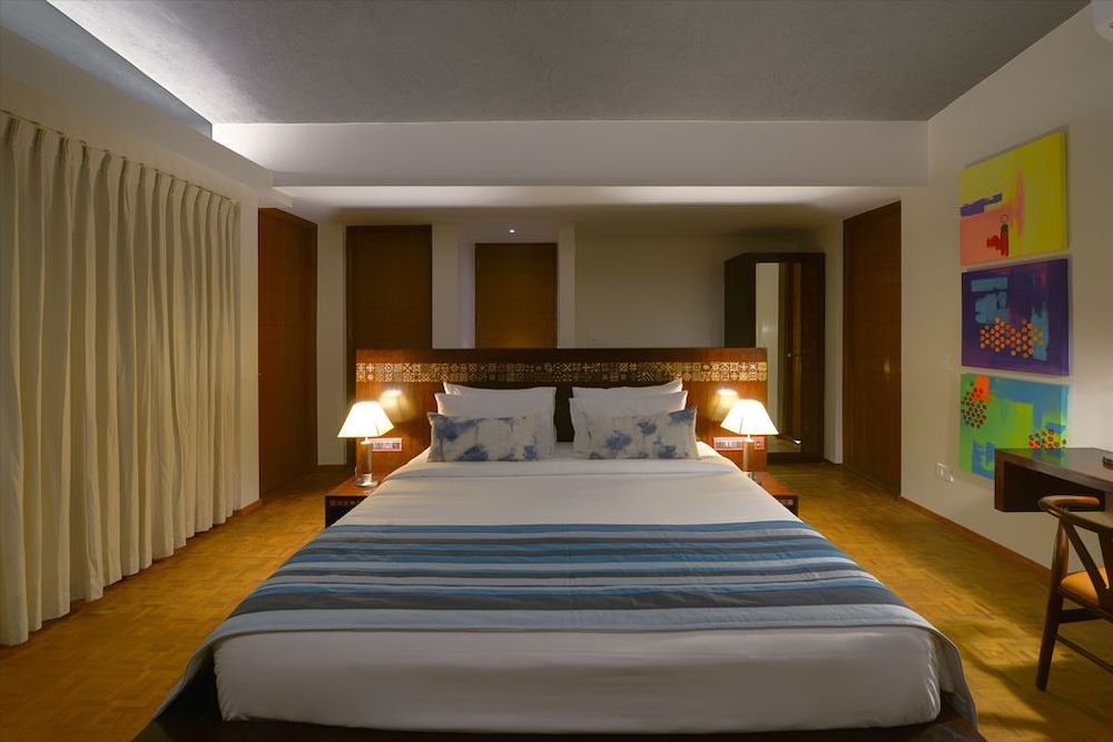 Java Rain Resorts 6/26
