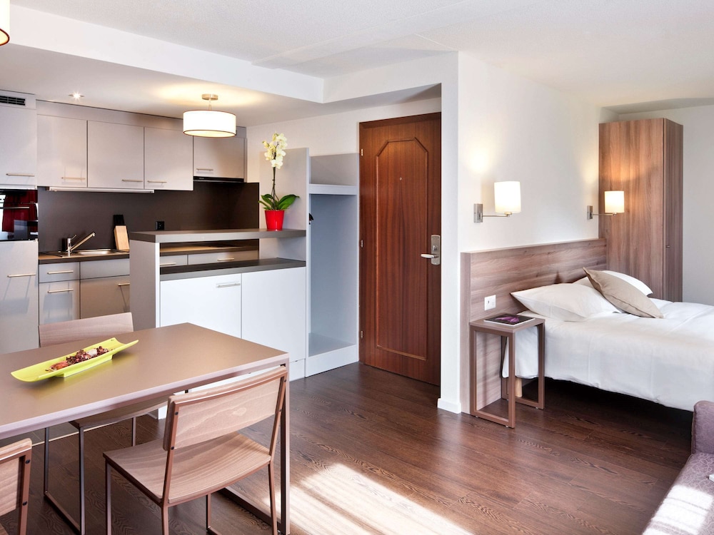 Mercure Plaza Biel 29/75