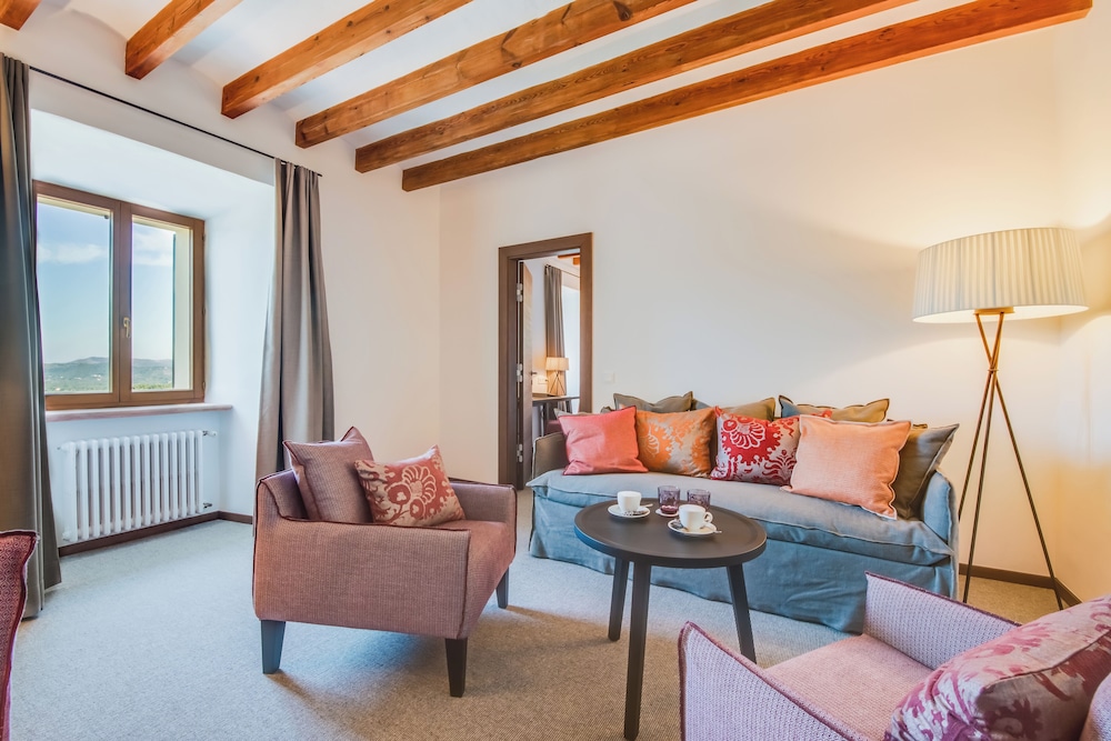 Carrossa Hotel Spa Villas 42/62