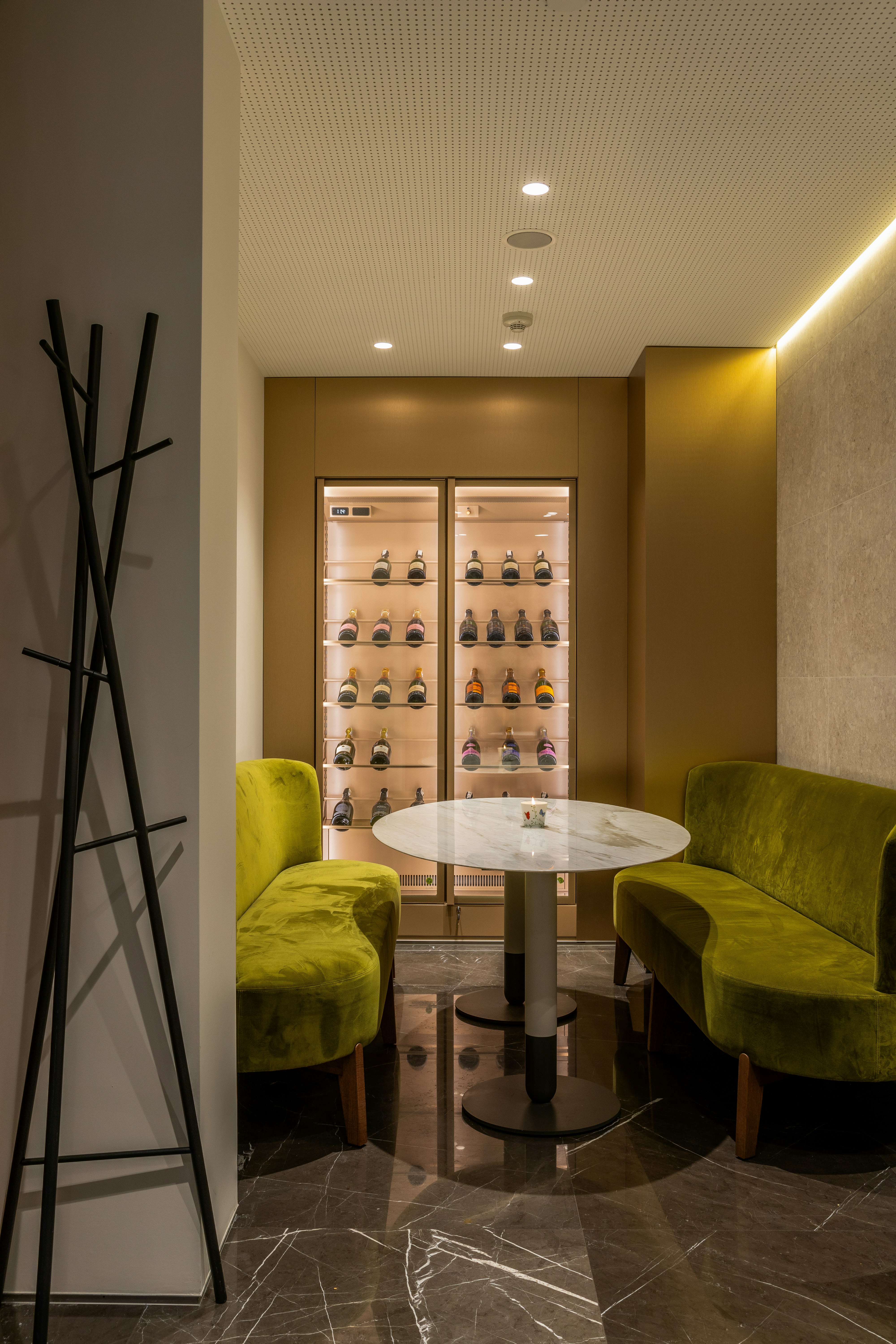 Hilton Kyiv 51/70
