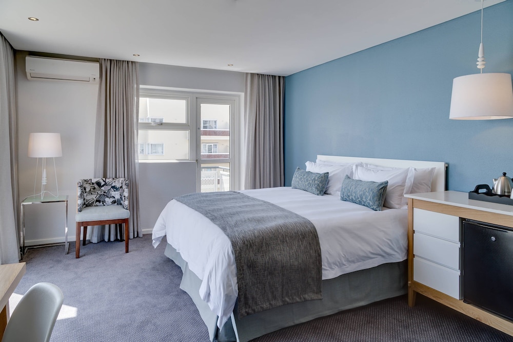 Protea Hotel by Marriott Cape Town Sea Point 18/38