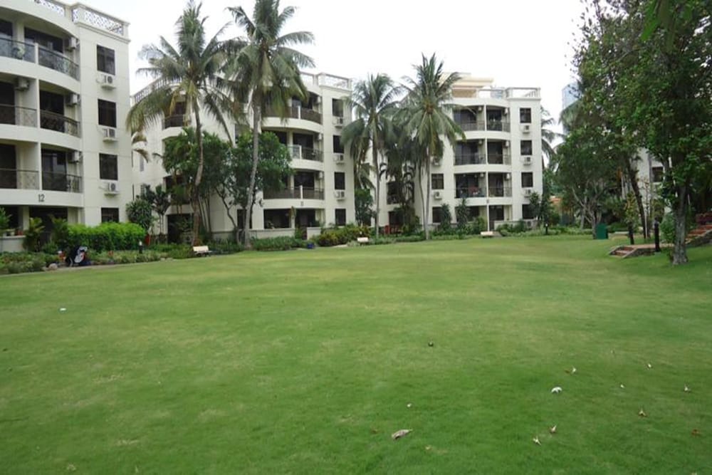 Riverside Serviced Apartments 65/72