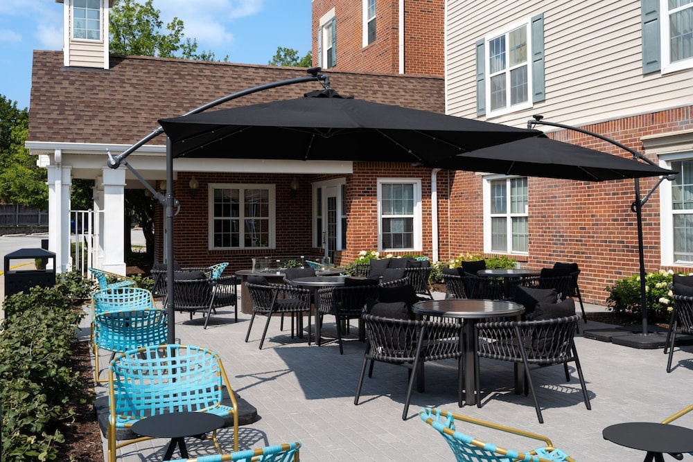 Towneplace Suites Chicago Lombard 33/50