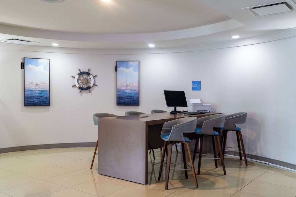 TRYP by Wyndham Tallahassee North I-10 Capital Circle 55/63