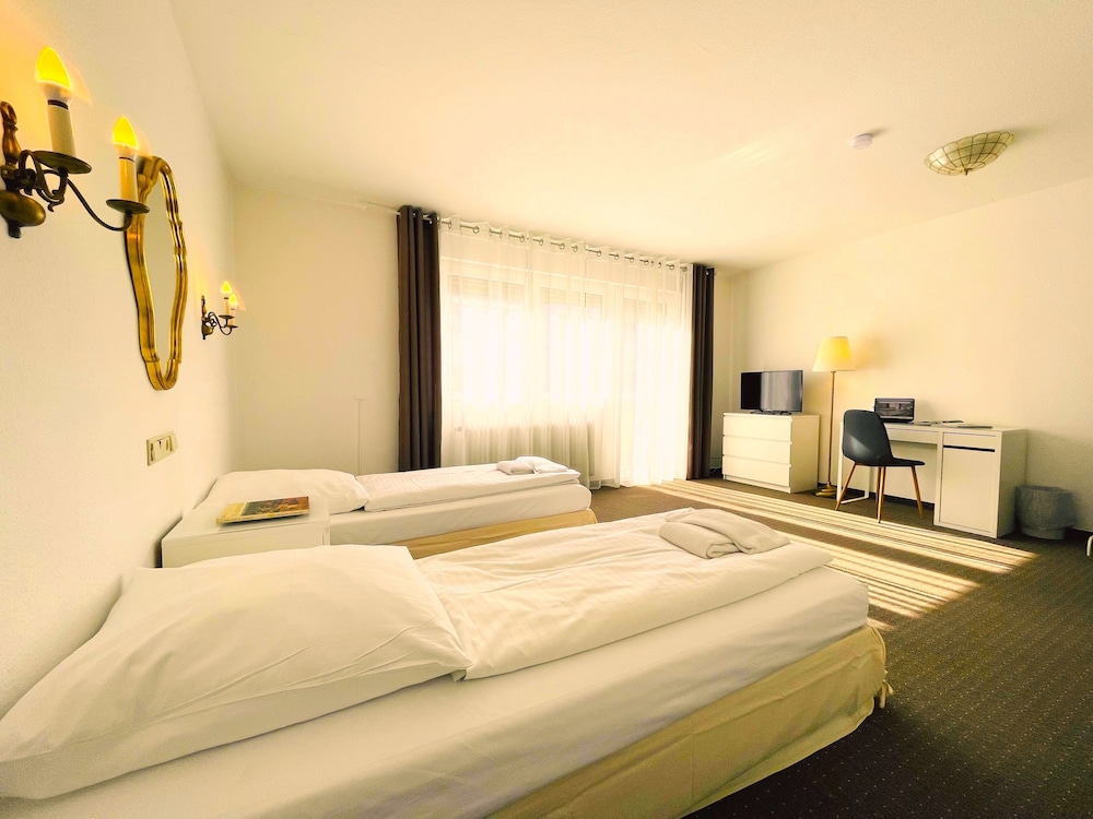 Hotel Moguntia 10/66