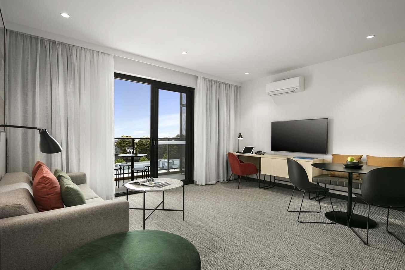 1 BEDROOM, APARTMENT