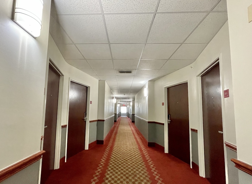 FairBridge Inn & Suites Cleburne 2/62
