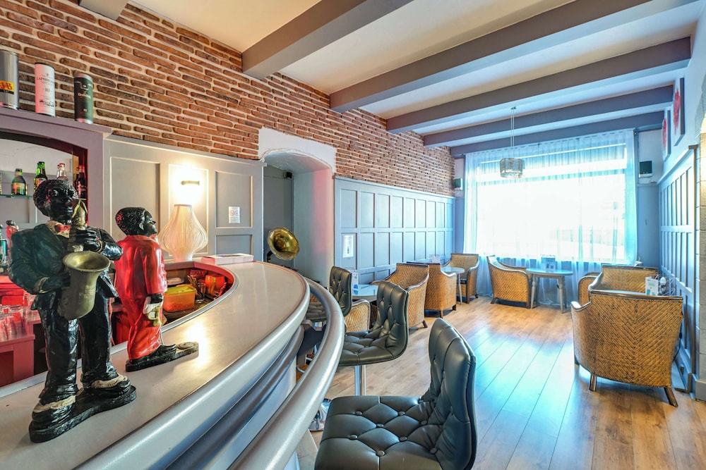 Brit Hotel Confort Roanne Grand Hotel 46/69
