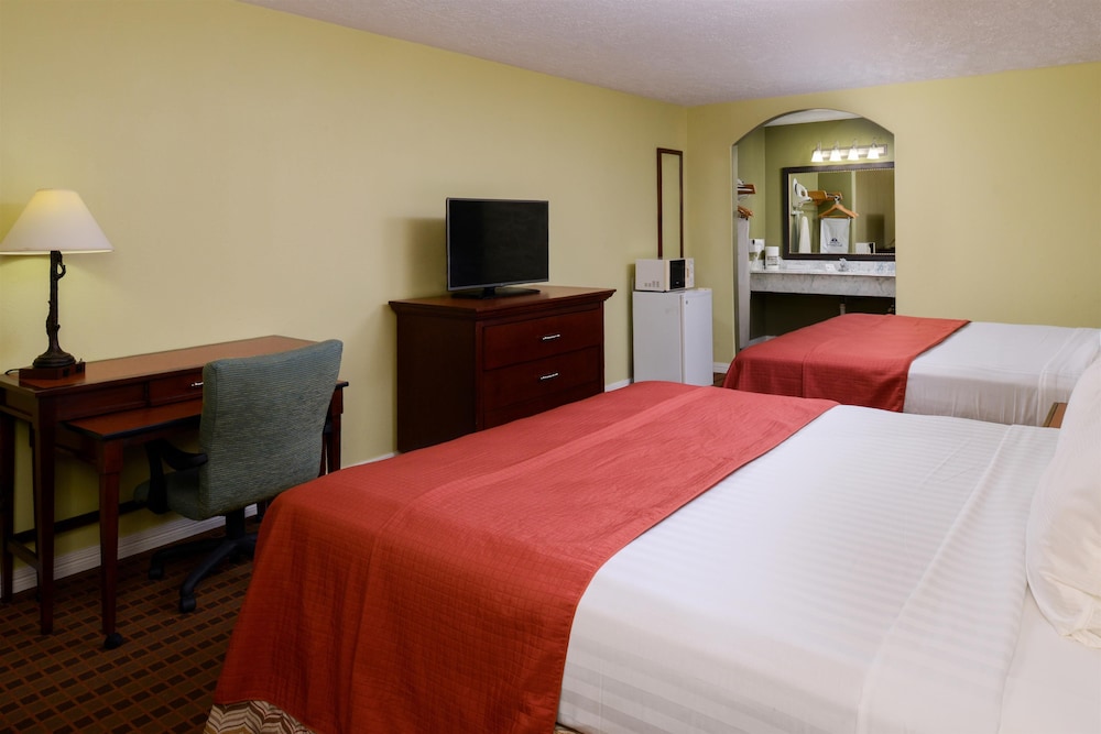 Americas Best Value Inn & Suites Waller Prairie View 18/38