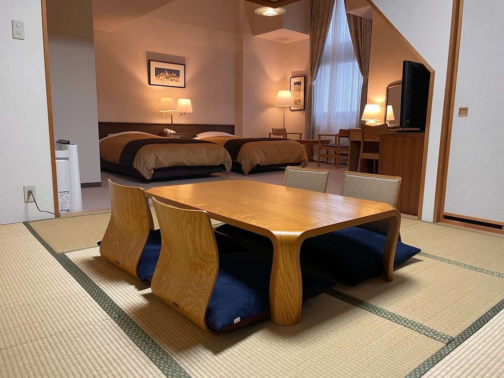Hotel Edel Warme 10/65
