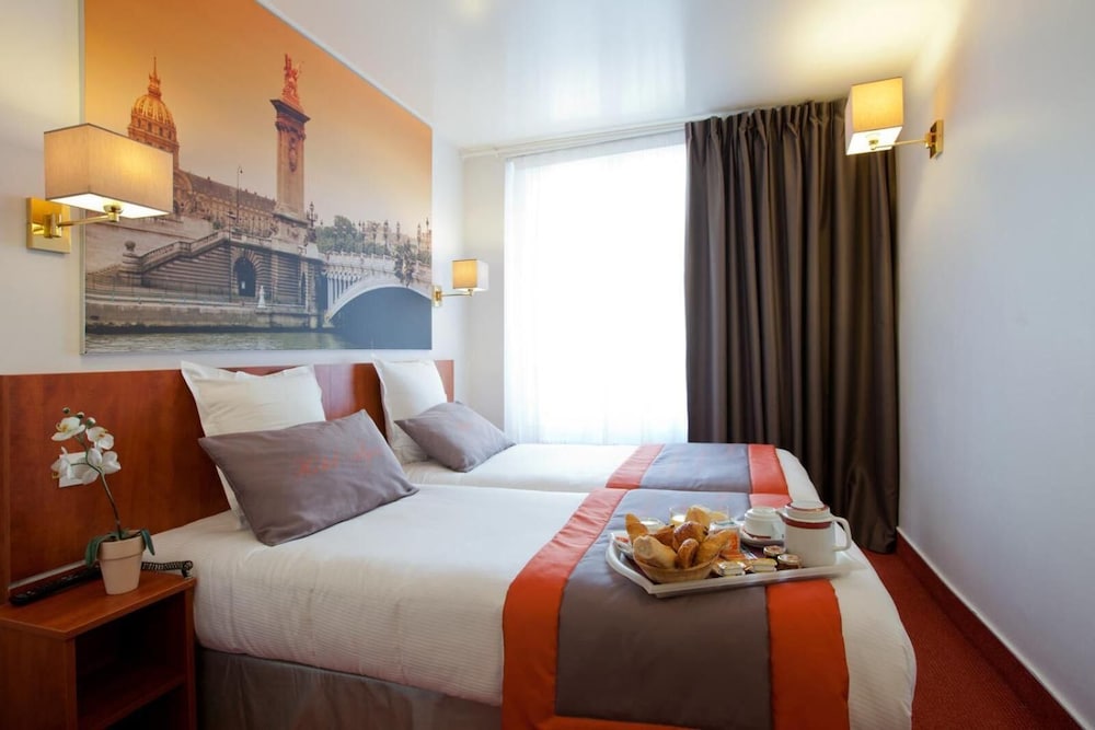 Hotel Alyss Saphir Cambronne Eiffel 25/49