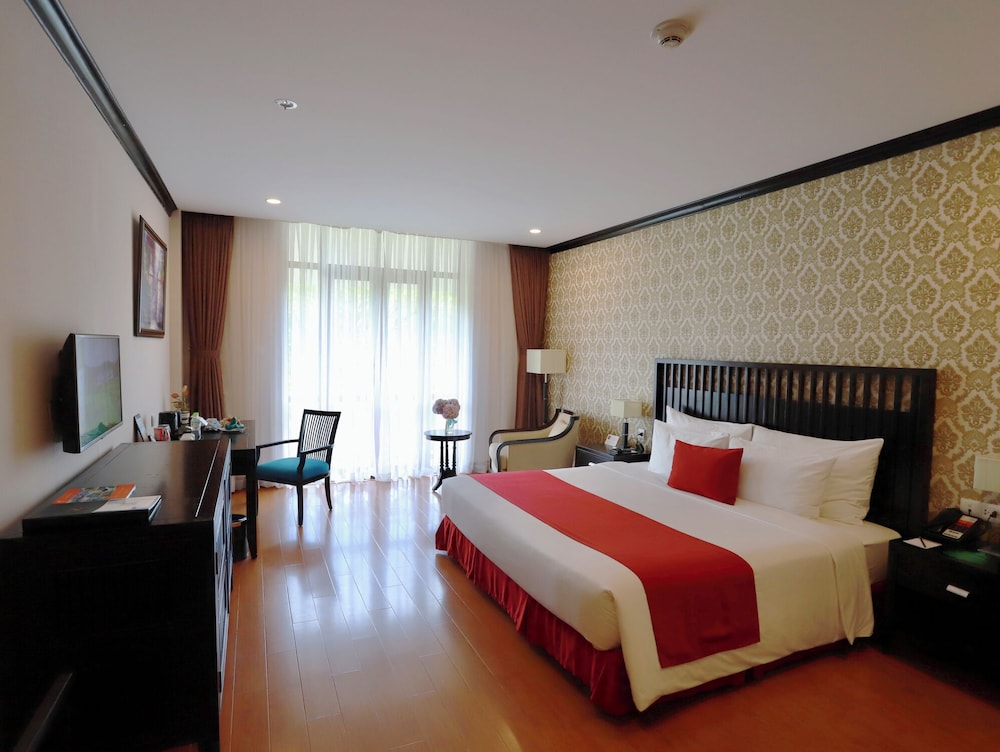 Swiss-Belresort Tuyen Lam Dalat 23/76
