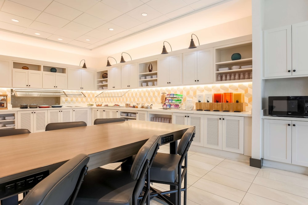 Hyatt Place Austin Cedar Park 44/50