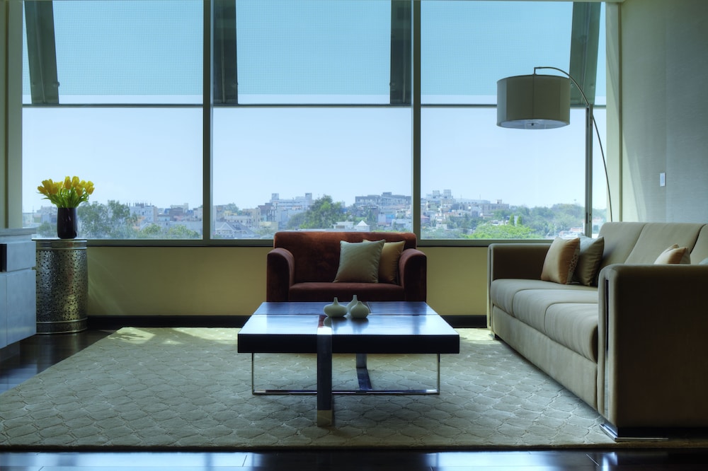 PARK HYATT HYDERABAD 52/69