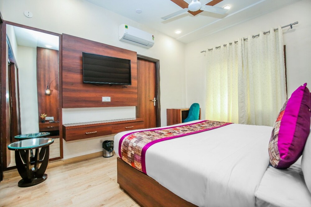 Hotel Karan Residency 13/50