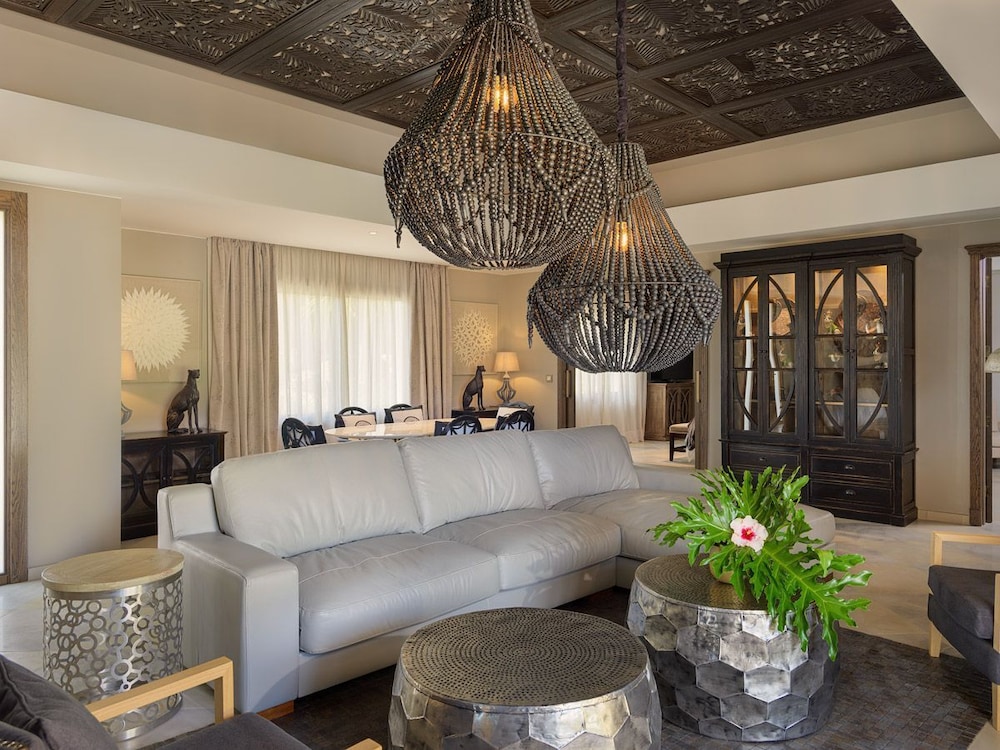 Royal River Luxury Hotel (Adults Only +16) 13/75
