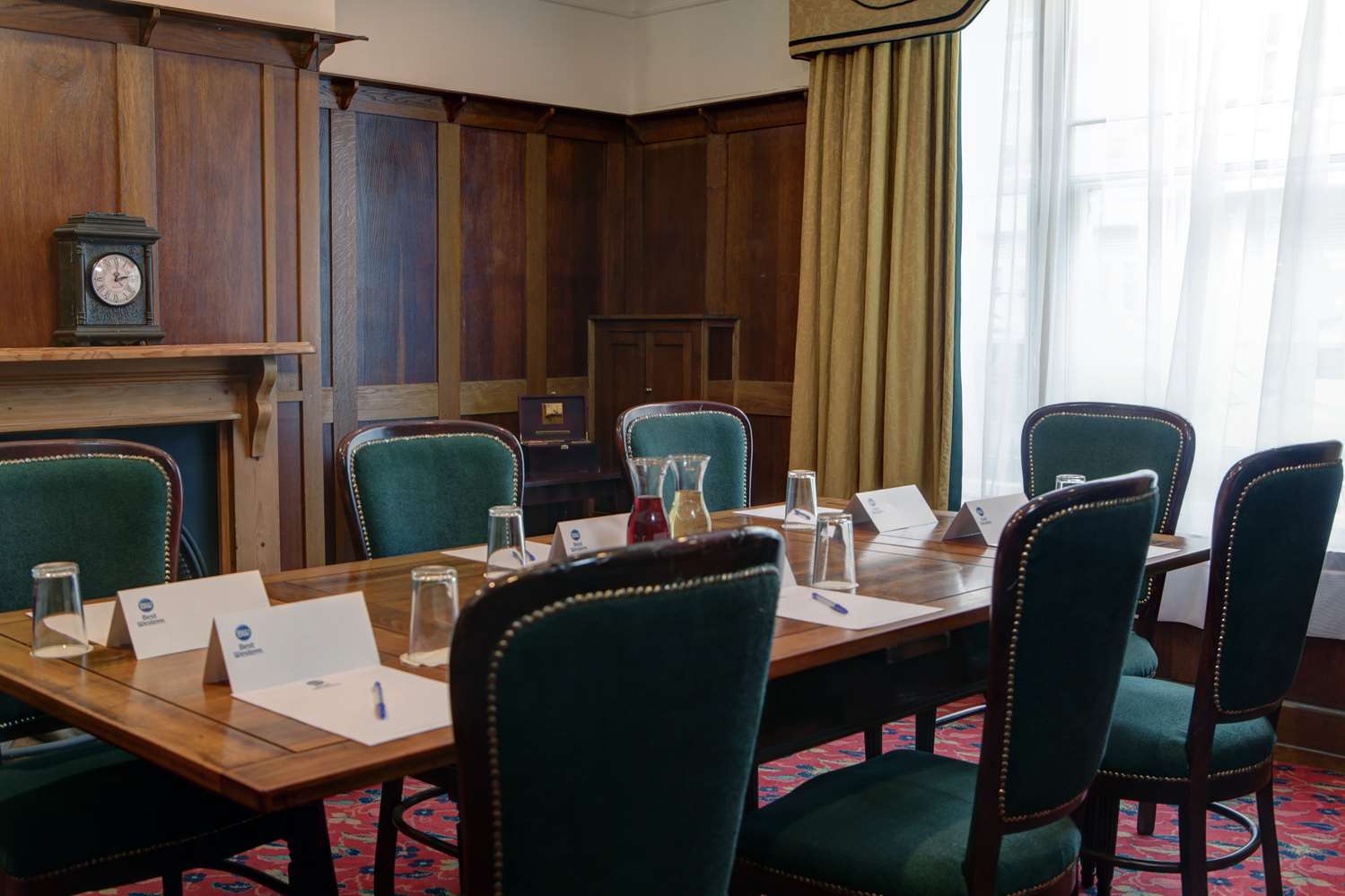 Best Western Salisbury Red Lion Hotel 63/67