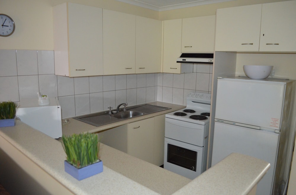 Enderley Gardens Resort 20/55