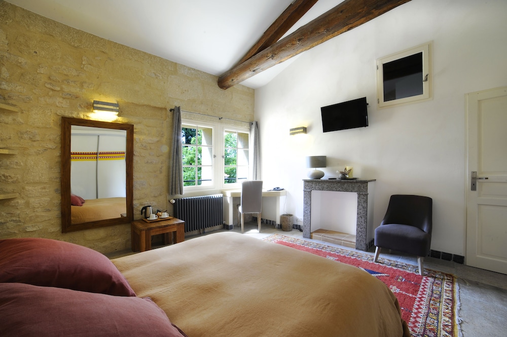 Le Chateau de Pondres 33/68