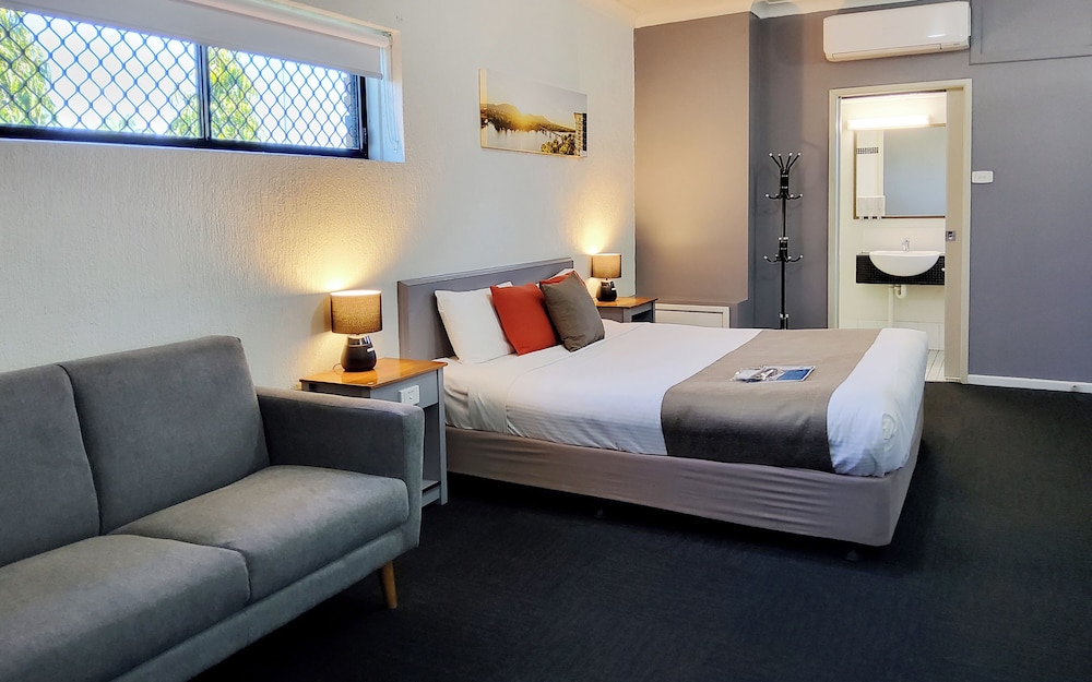 Room, King Bed