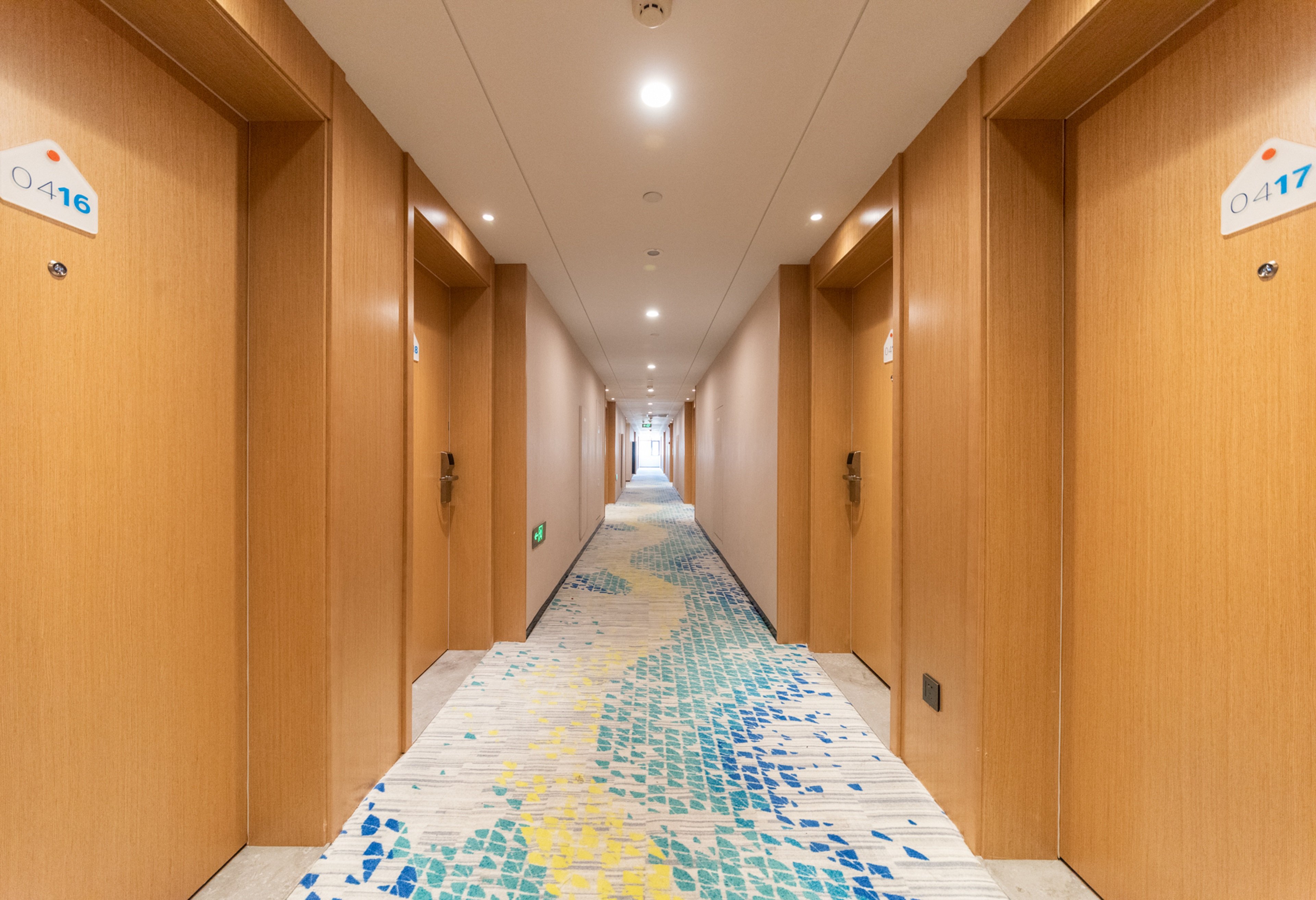 HOLIDAY INN EXPRESS Dongyang Hengdian 8/52
