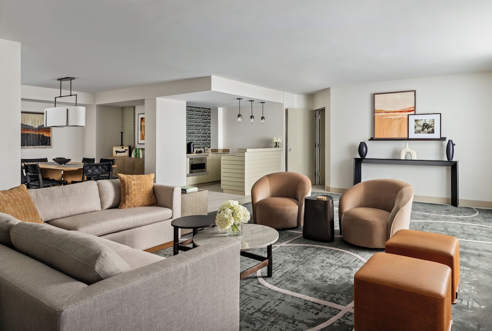 Grand Hyatt Scottsdale Resort 30/50
