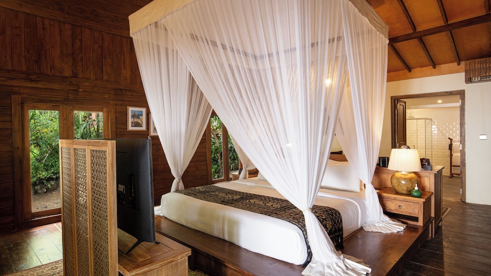 2 Bedrooms, Residence, 2 King Beds, Beach Front