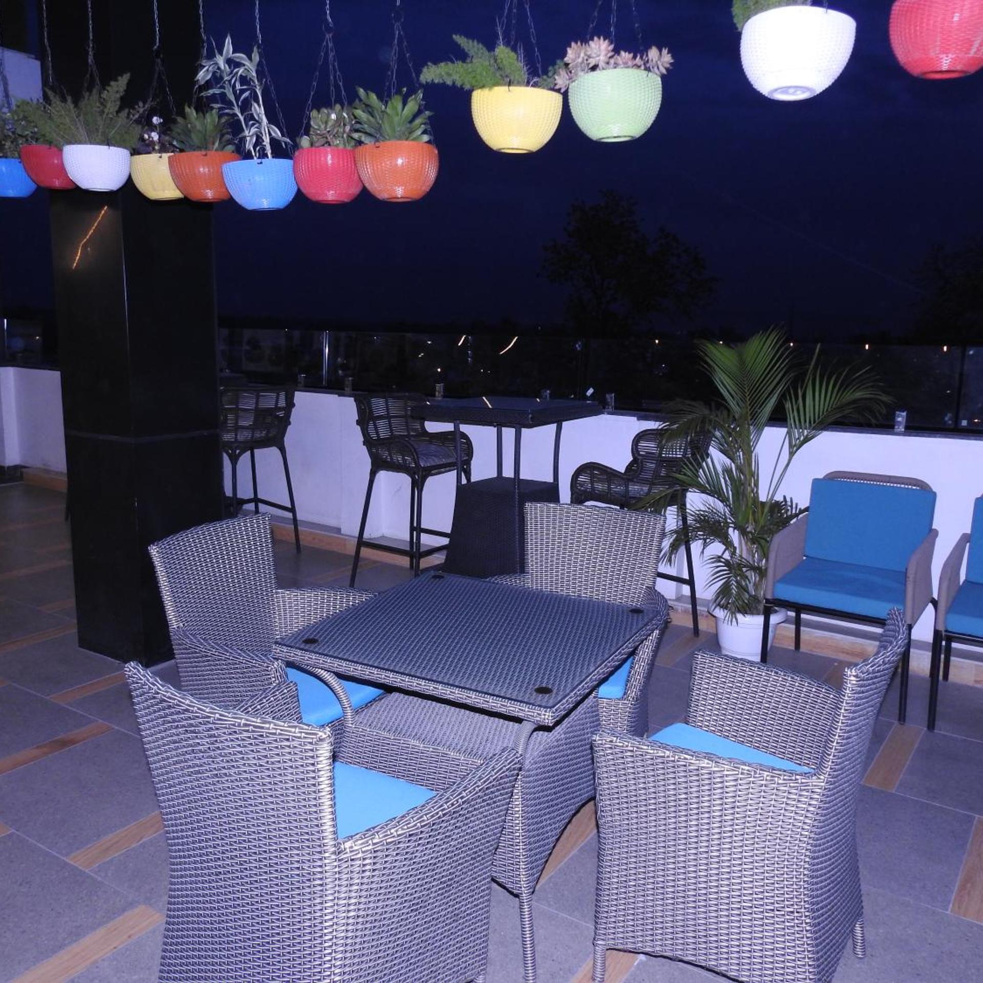 Sapphire Sky Hotel 32/50