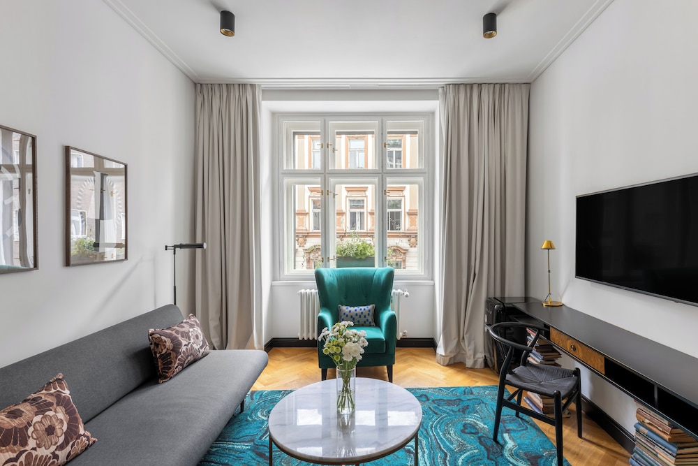 Hotel Republika and Suites 23/41