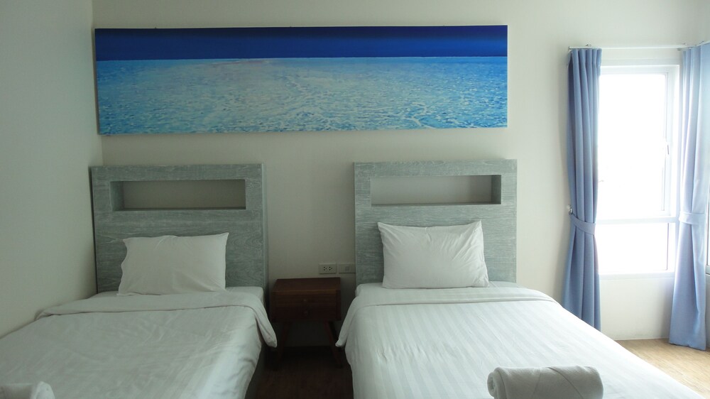 Hub Hua Hin 57 Hotel 24/72