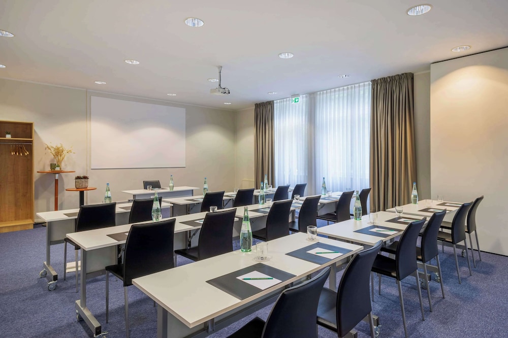 Hotel Bochum Wattenscheid, Affiliated by Melia 37/49