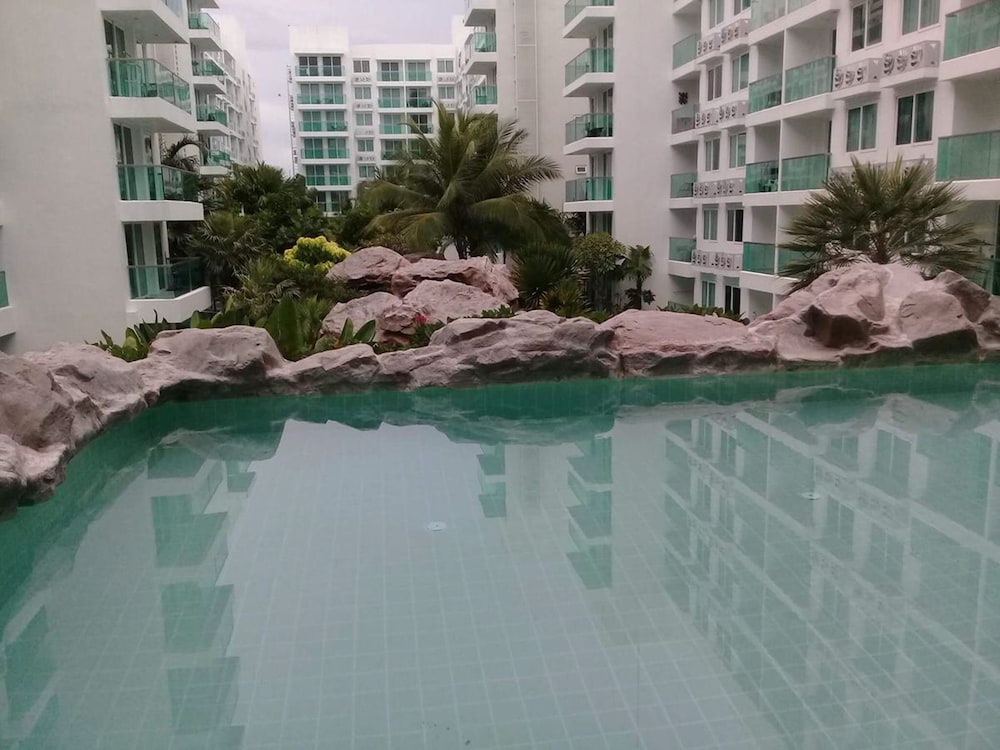 Amazon Residence By Pattaya Sunny Rentals 35/50