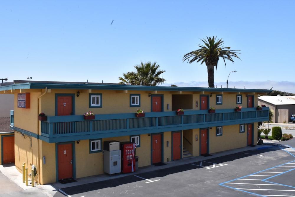 Seaside Inn 6/50