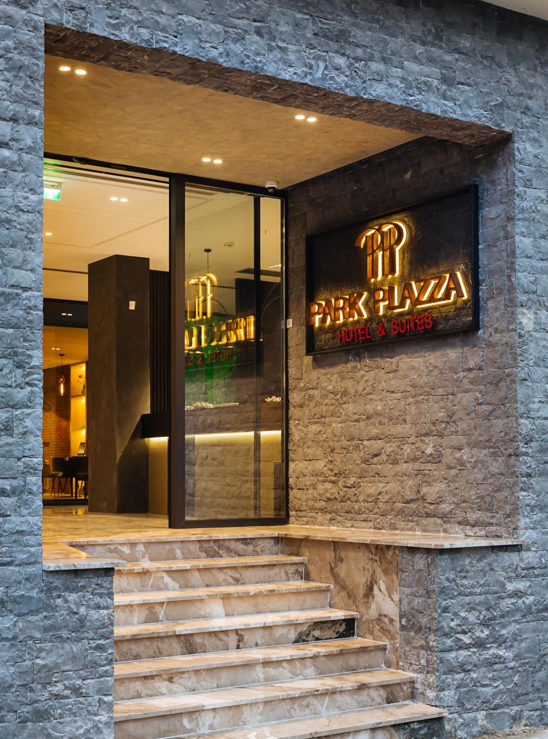Park Plazza in KORCE