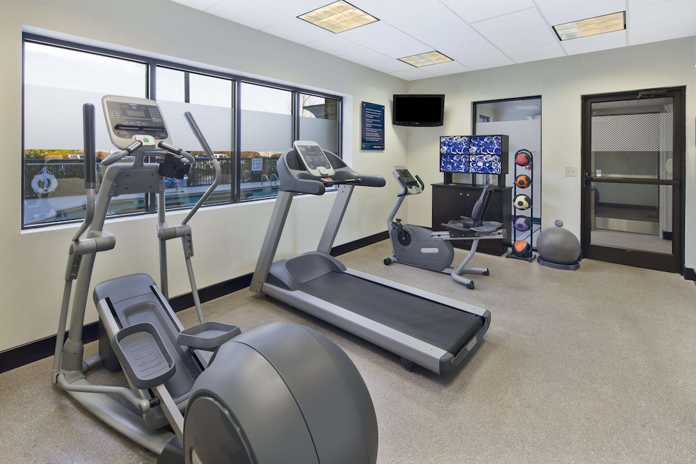 Hampton Inn Columbia I20 Clemson Road Hotel 27/47