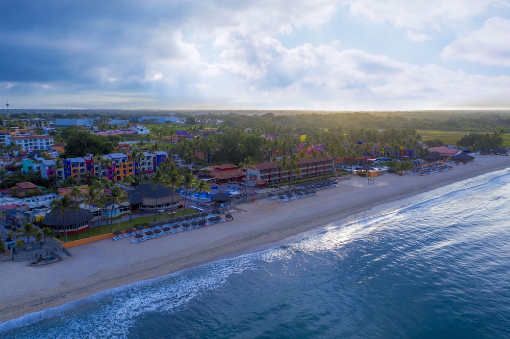 Grand Decameron Complex Bucerias A Trademark All Inclusive 74/76