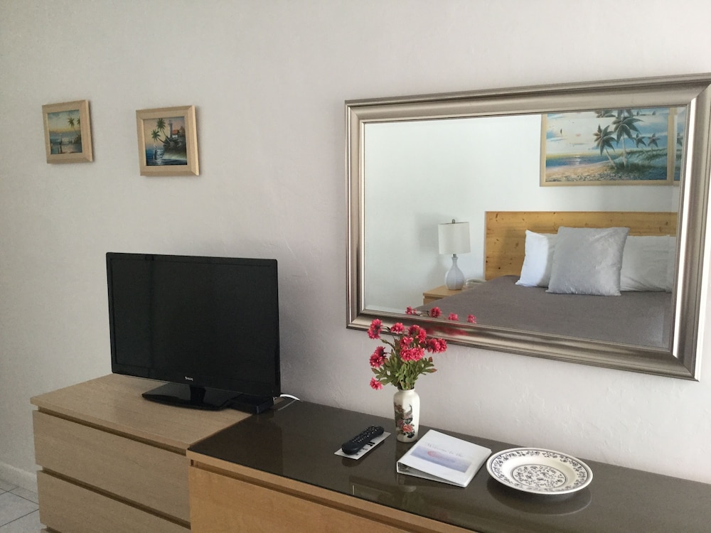 Breakaway Inn 44/68