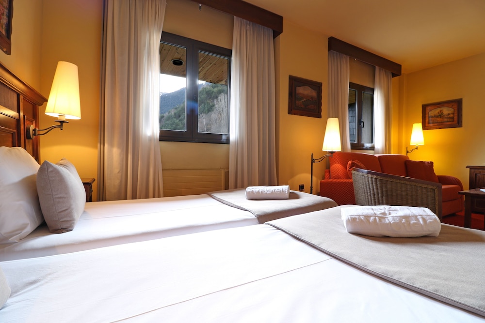 Rvhotels Tuca 11/48