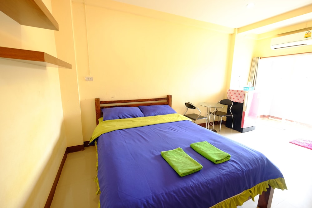 Livable Hotel 8/23