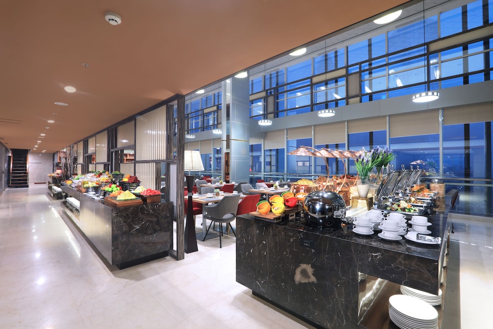 Aston Kartika Grogol Hotel and Conference Center 27/42