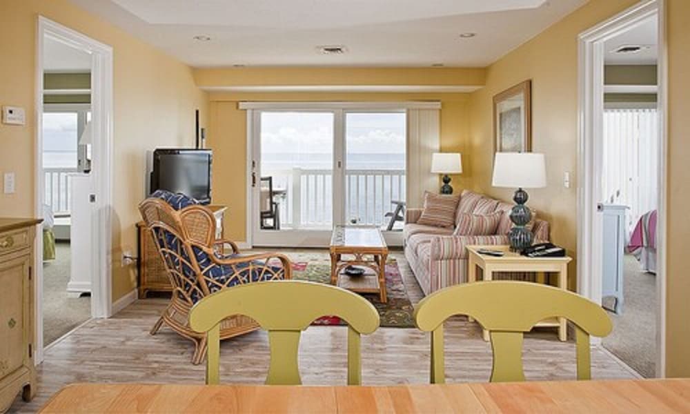 Surfside Hotel and Suites 30/57
