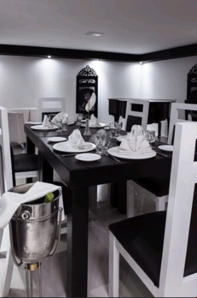 Hotel Villa Tournon 47/61